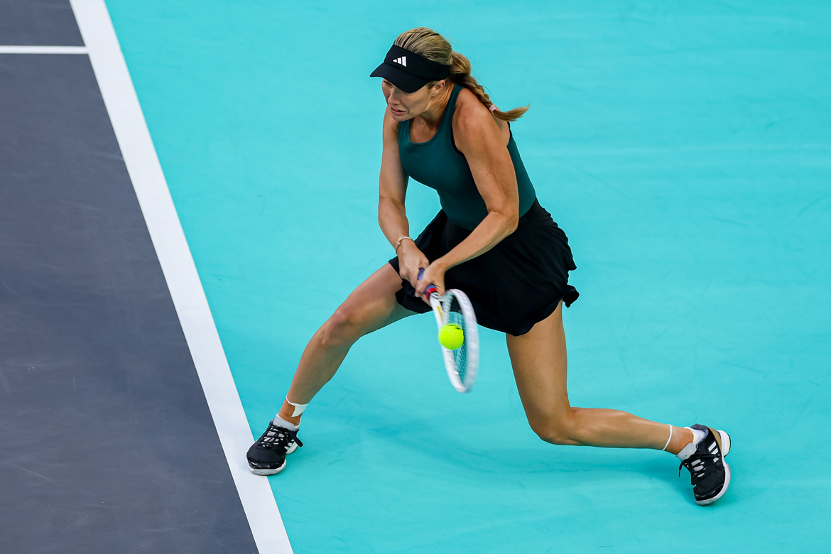 Danielle Collins in Abu Dhabi. Photo by Christopher Pike/Getty Images.