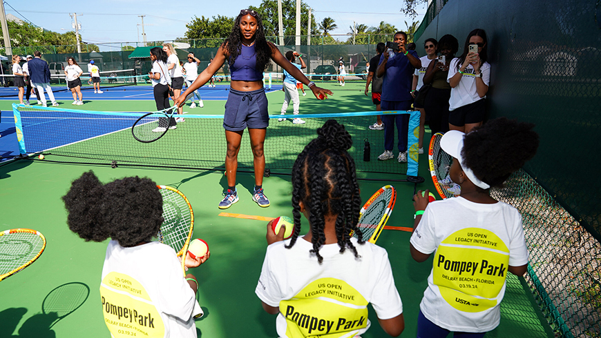 Coco Gauff with kids at US Open Legacy dedication.