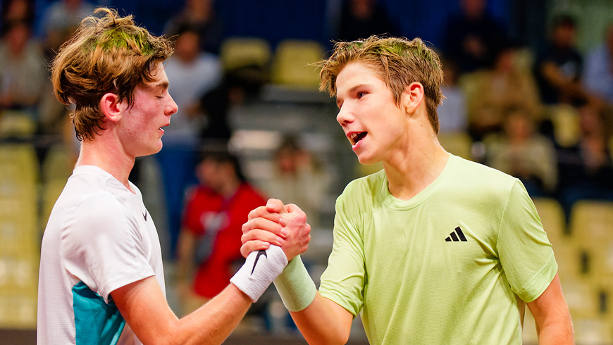 Michael Antonius (right) and fellow American Tabb Tuck shake hands after their 2024 Les Petits As semifinal match. Photo courtesy of Tennis Europe.